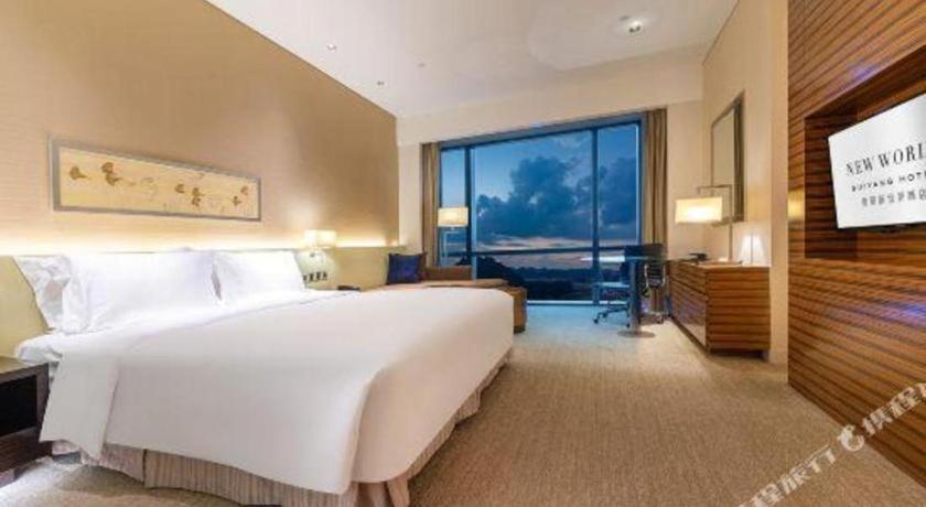 New World Guiyang Hotel Екстериор снимка
