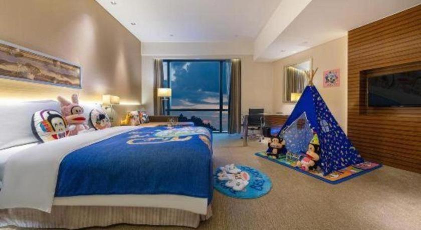 New World Guiyang Hotel Екстериор снимка
