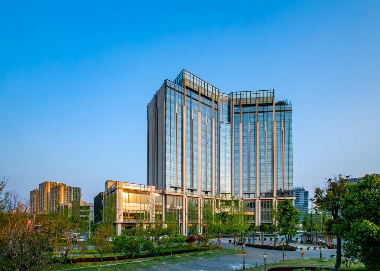 New World Guiyang Hotel Екстериор снимка
